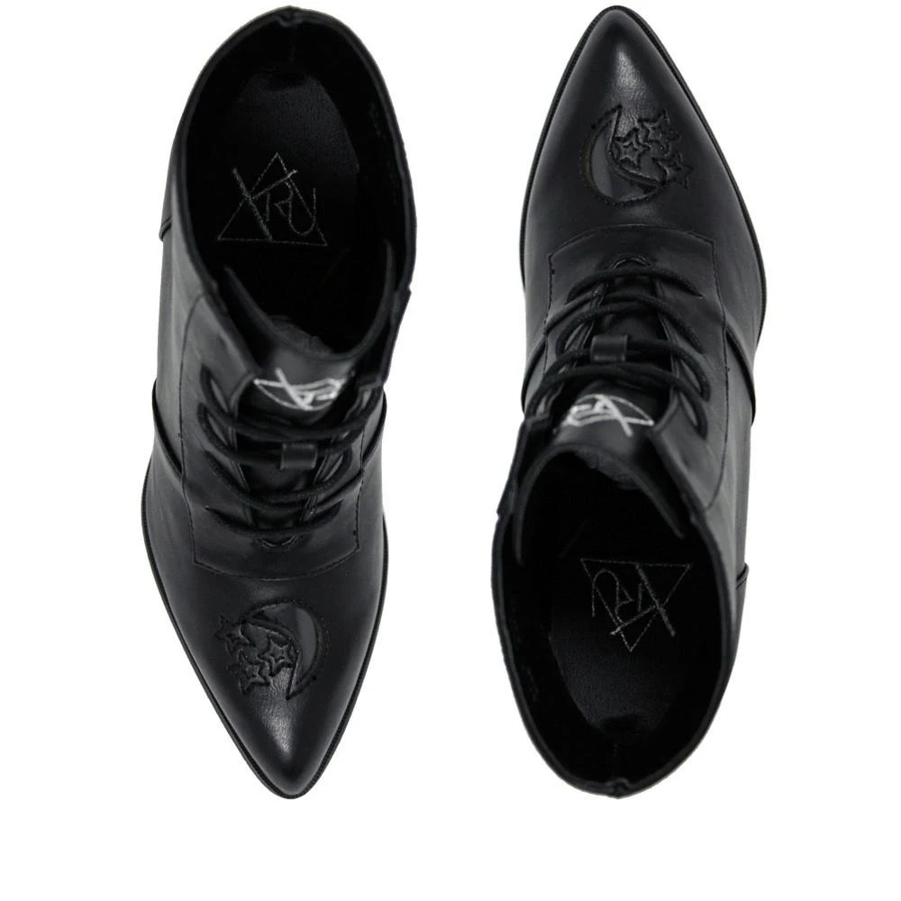 Y R U AURA - BLACK 7 Y R U AURA - BLACK