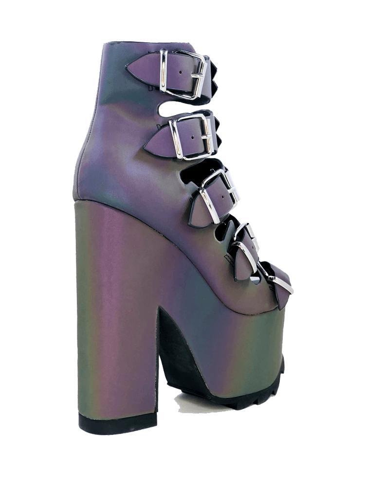 Y R U DREAMSCAPE X - REFLECTIVE Platforms 9 Y R U DREAMSCAPE X - REFLECTIVE Platforms