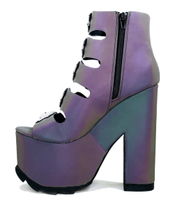 Y R U DREAMSCAPE X - REFLECTIVE Platforms 14 Y R U DREAMSCAPE X - REFLECTIVE Platforms