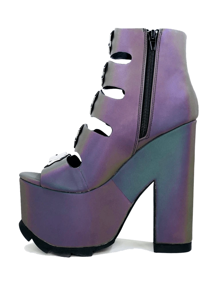 Y R U DREAMSCAPE X - REFLECTIVE Platforms 8 Y R U DREAMSCAPE X - REFLECTIVE Platforms