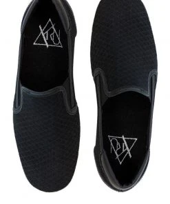 Y R U WOMEN'S CHILL MESH - BLACK